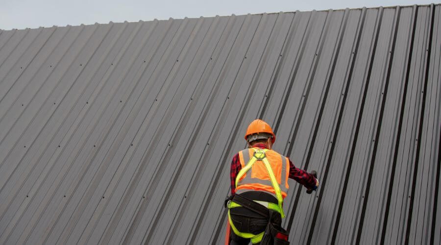 Professional gutter cleaning in Appomattox, VA